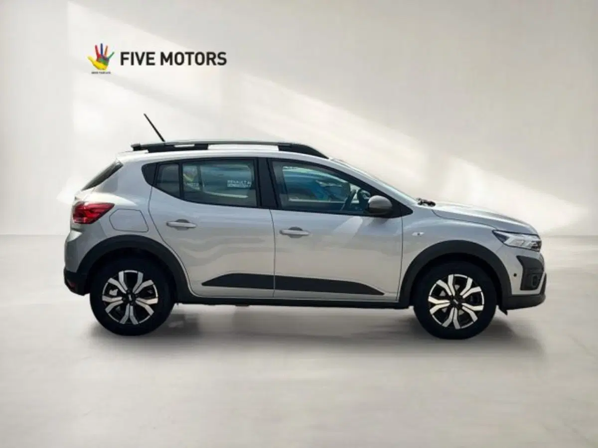 Dacia Sandero usata a Taranto (8)