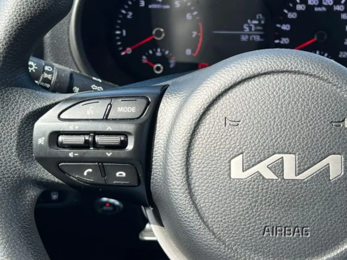 Kia Picanto usata a Taranto (19)