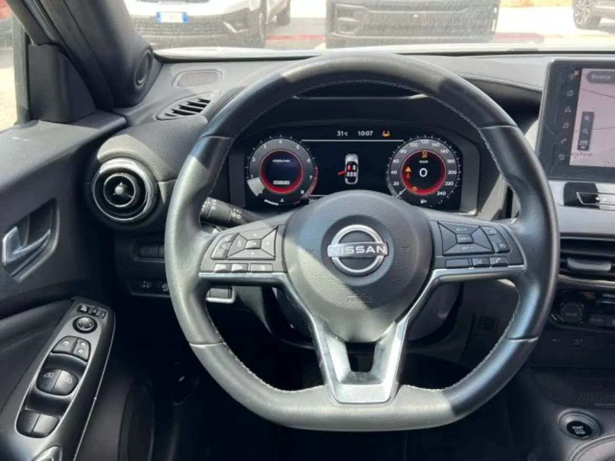 Nissan Juke usata a Taranto (11)