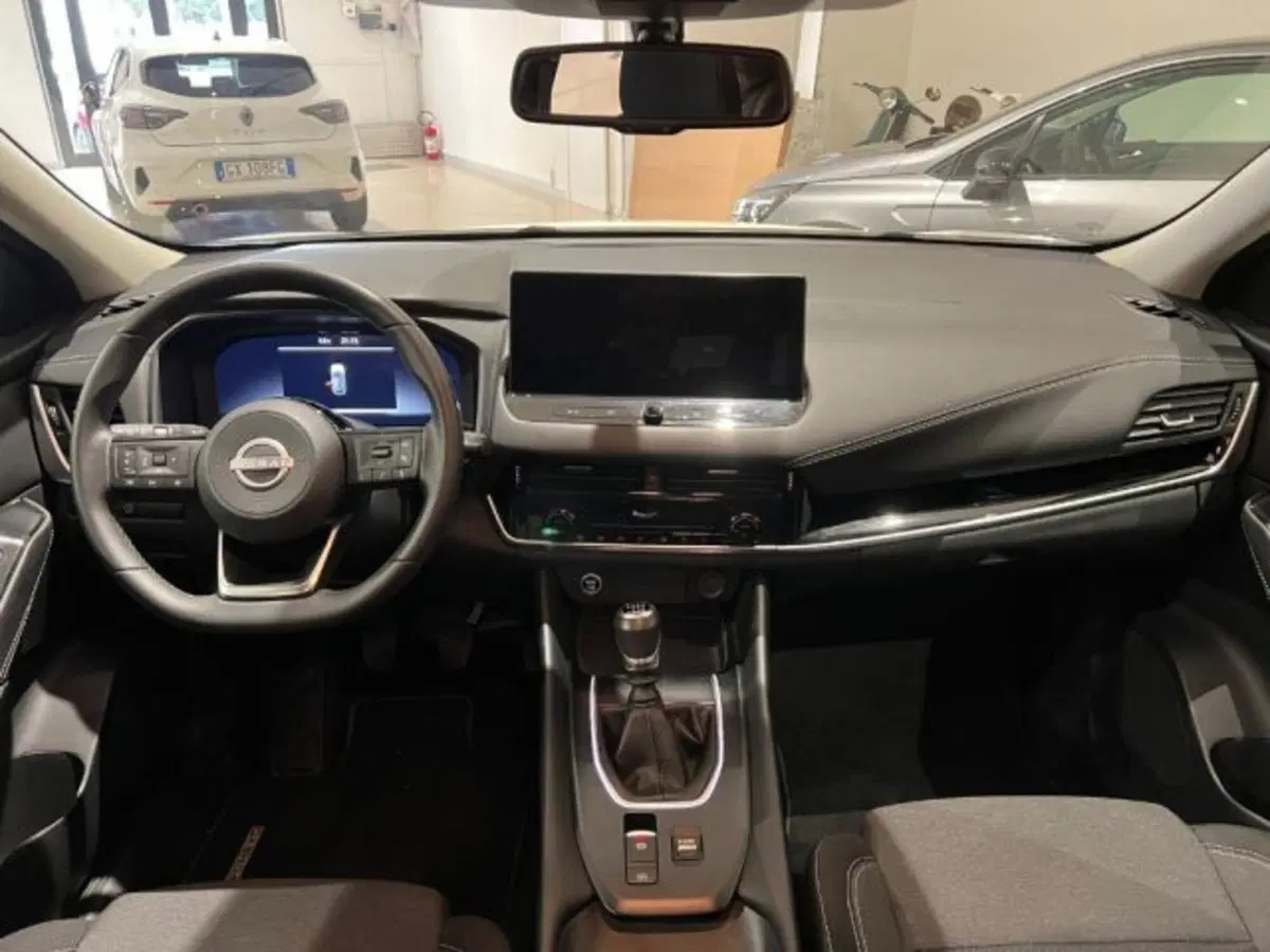 Nissan Qashqai usata a Taranto (10)