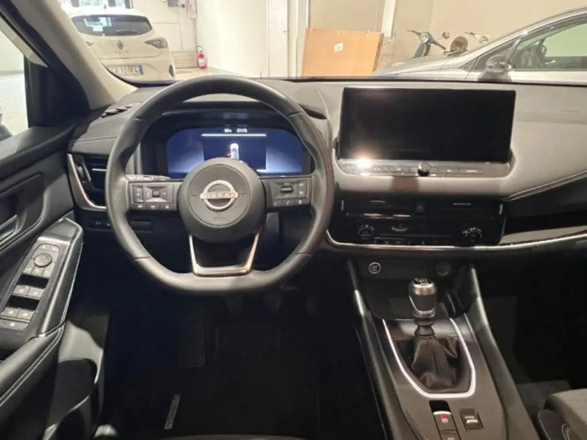 Nissan Qashqai usata a Taranto (11)