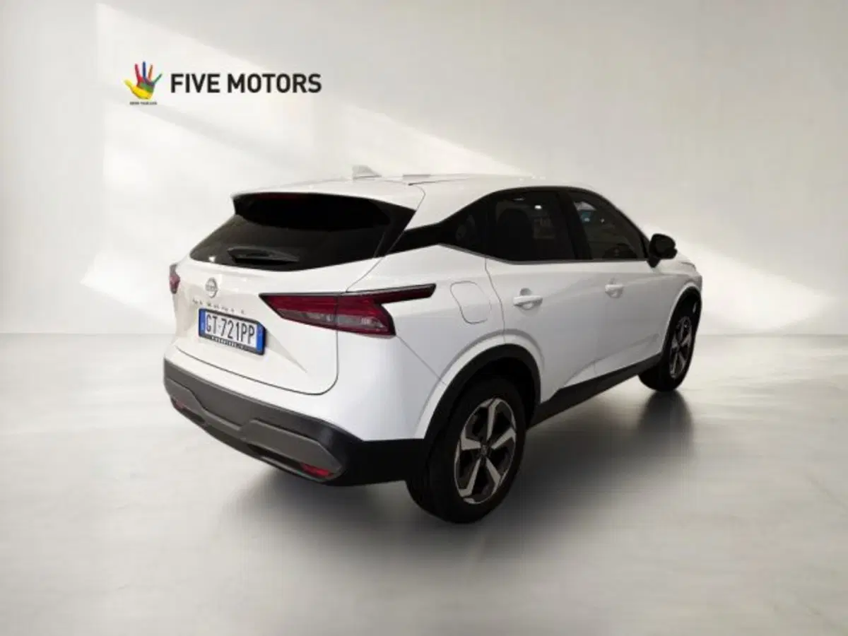 Nissan Qashqai usata a Taranto (7)
