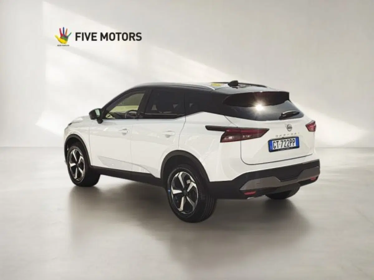 Nissan Qashqai usata a Taranto (5)