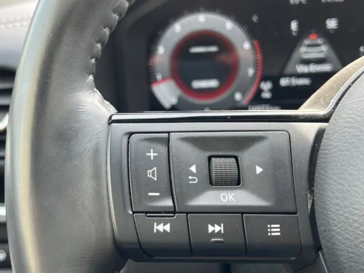 Nissan Qashqai usata a Taranto (14)