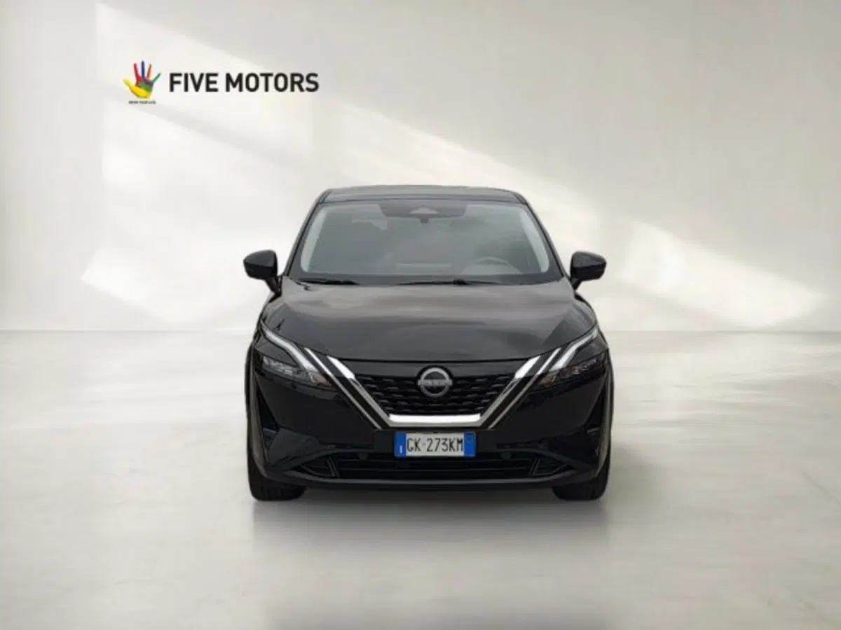 Nissan Qashqai usata a Taranto (2)