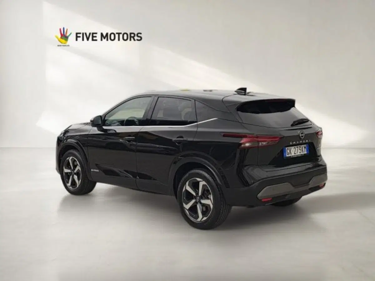 Nissan Qashqai usata a Taranto (5)