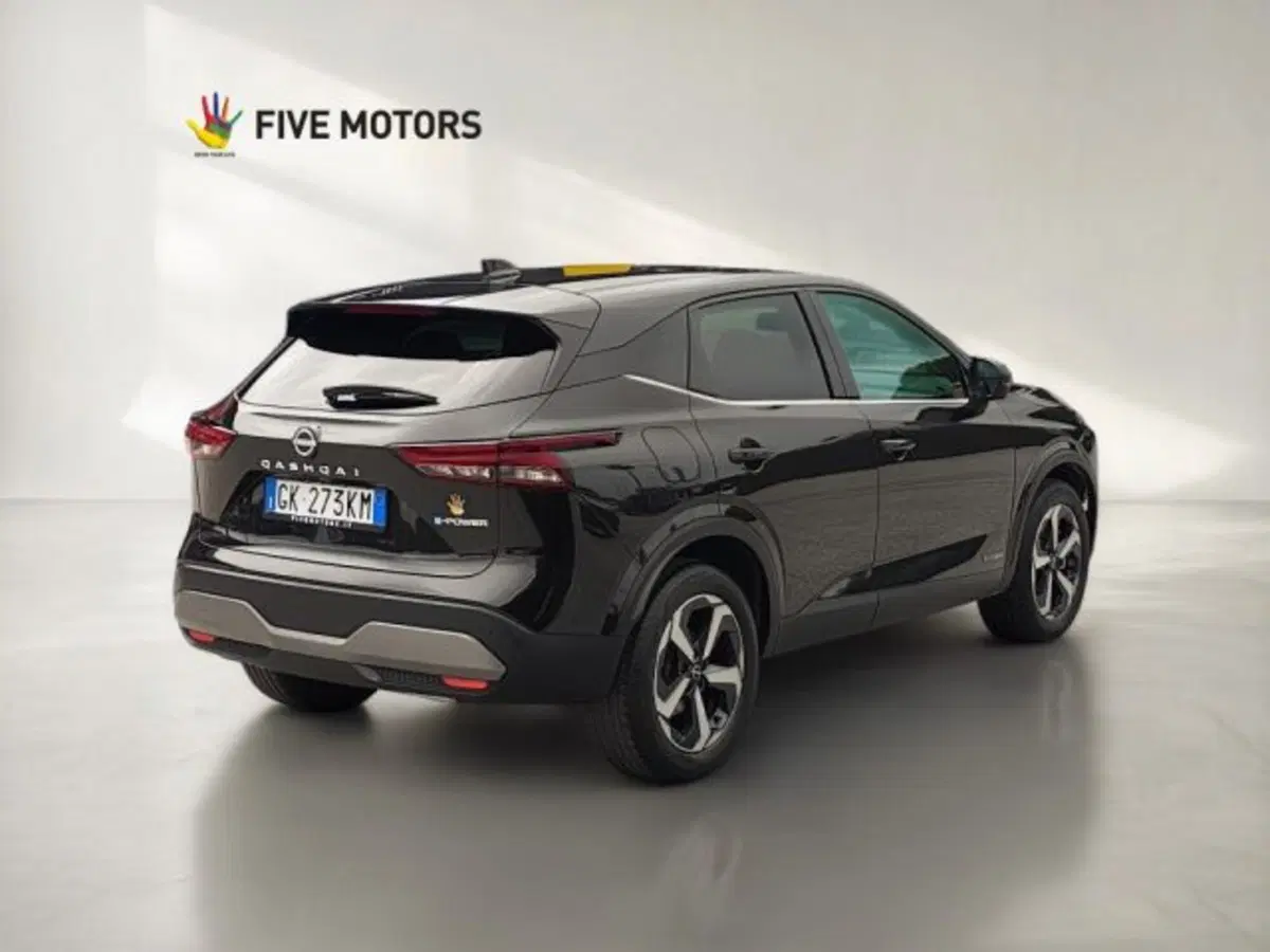 Nissan Qashqai usata a Taranto (7)