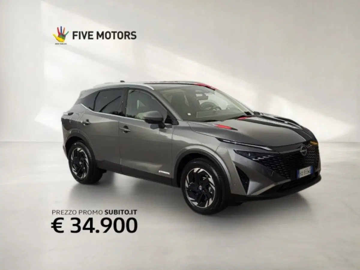 Nissan Qashqai usata a Taranto