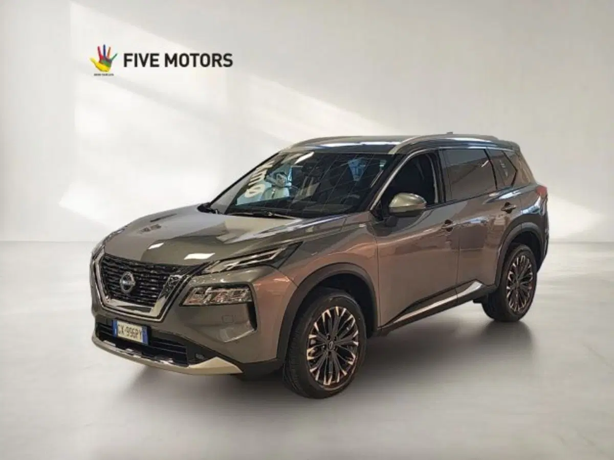 Nissan X-Trail nuova a Taranto (3)