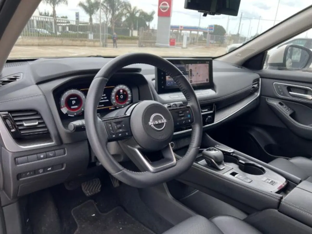 Nissan X-Trail usata a Taranto (15)