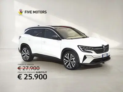 Renault Austral 1.2 full hybrid Iconic 200cv auto del 2023 usata a Taranto