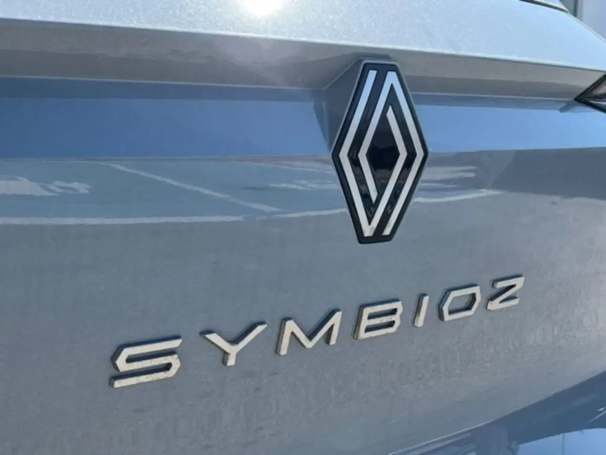 Renault Symbioz nuova a Taranto (10)
