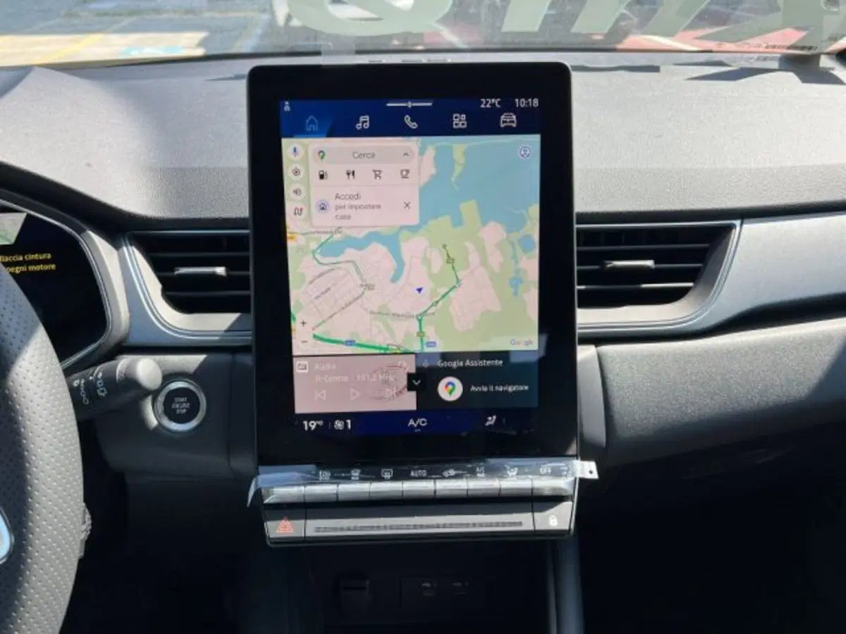 Renault Symbioz nuova a Taranto (17)