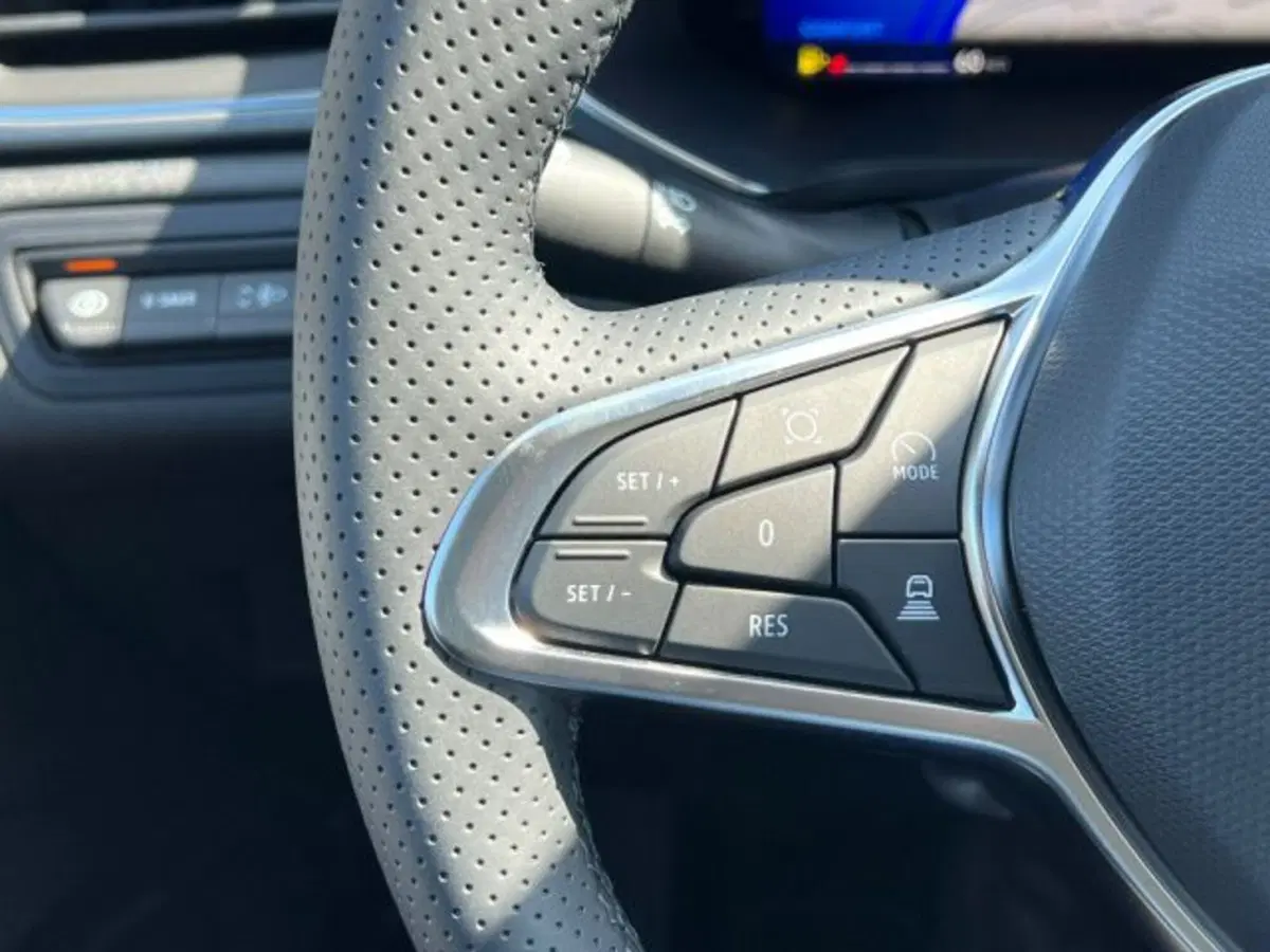 Renault Symbioz nuova a Taranto (20)