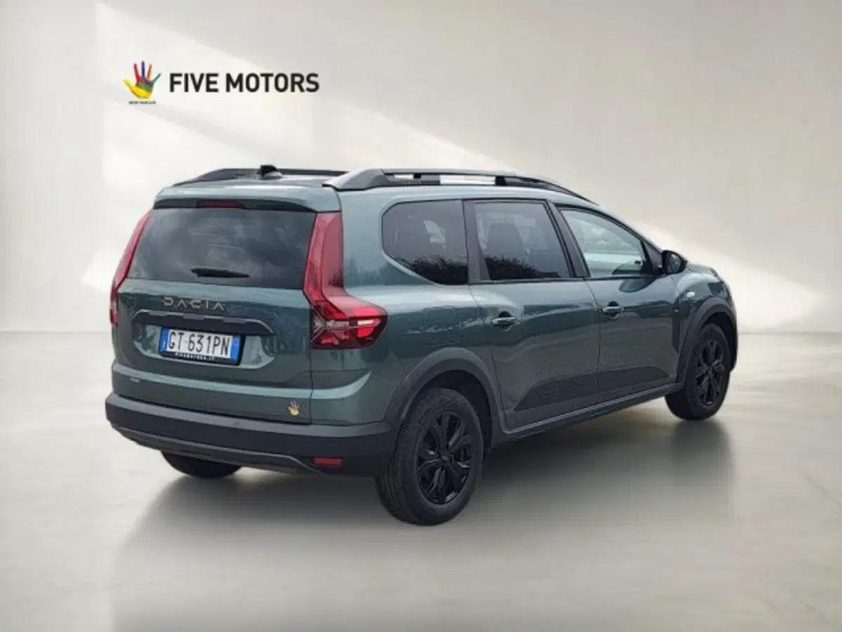 Dacia Jogger usata a Taranto (7)