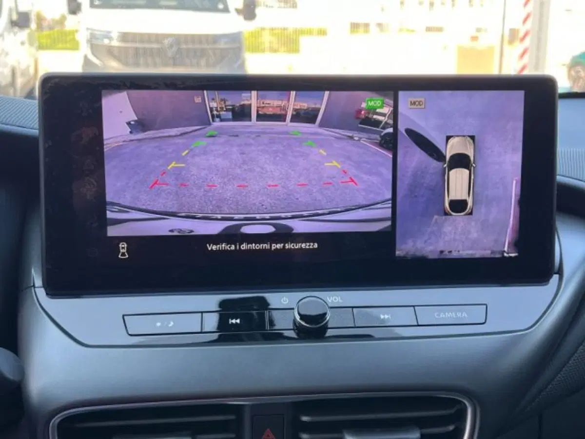 Nissan Juke usata a Taranto (15)