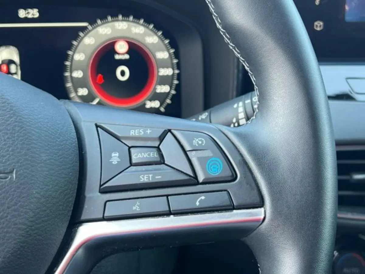 Nissan Juke usata a Taranto (17)