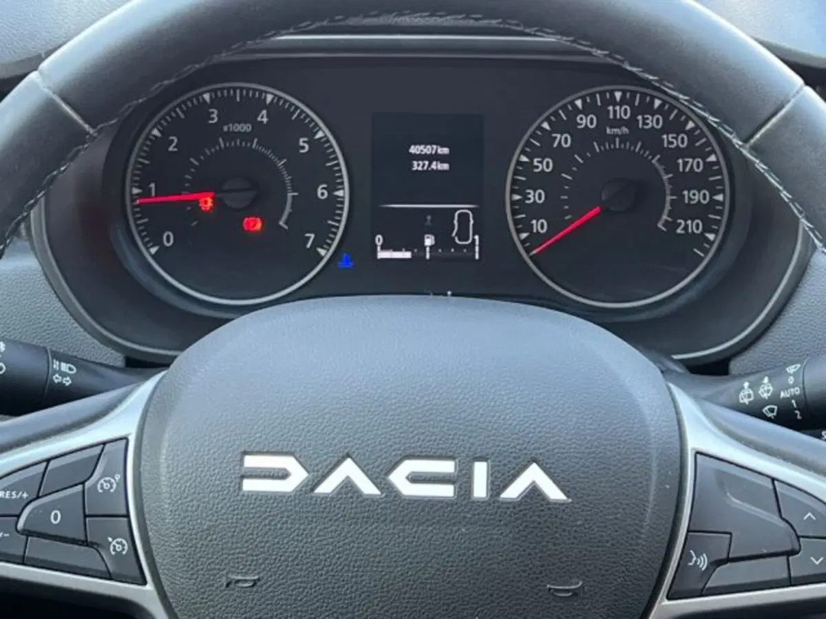 Dacia Duster usata a Taranto (11)