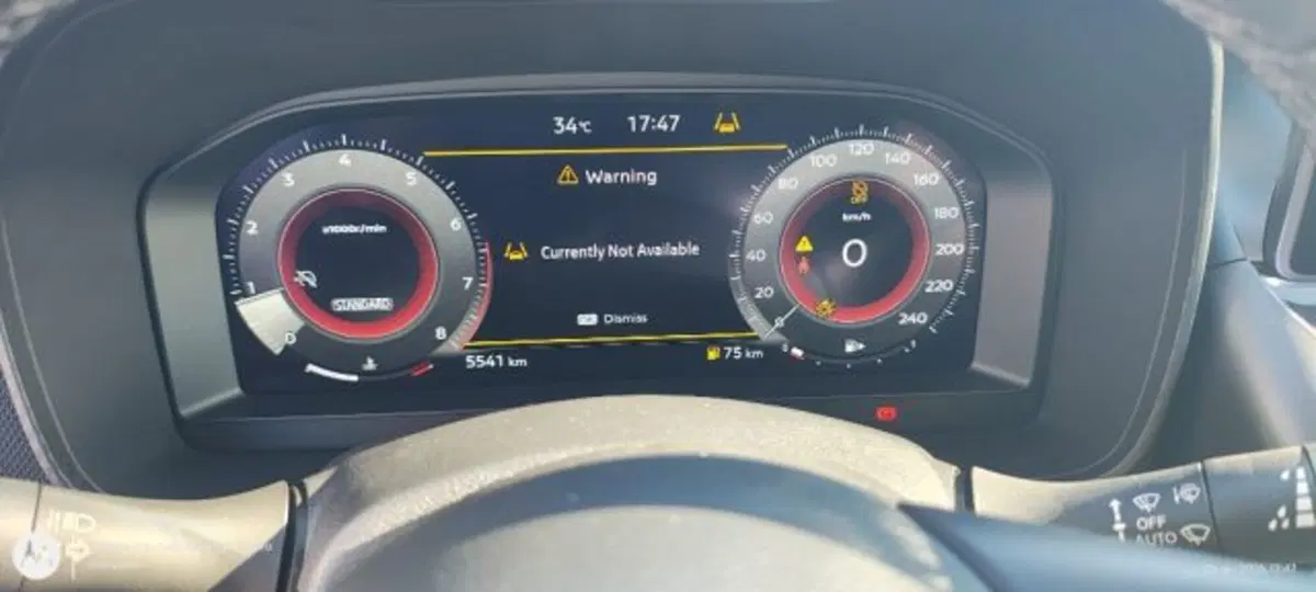Nissan Juke usata a Taranto (11)