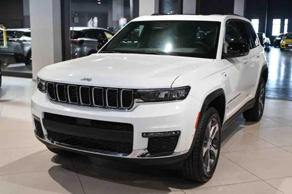 Jeep Grand Cherokee nuova a Torino