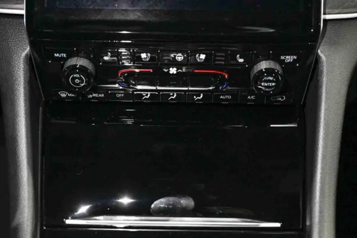 Jeep Grand Cherokee nuova a Torino (12)