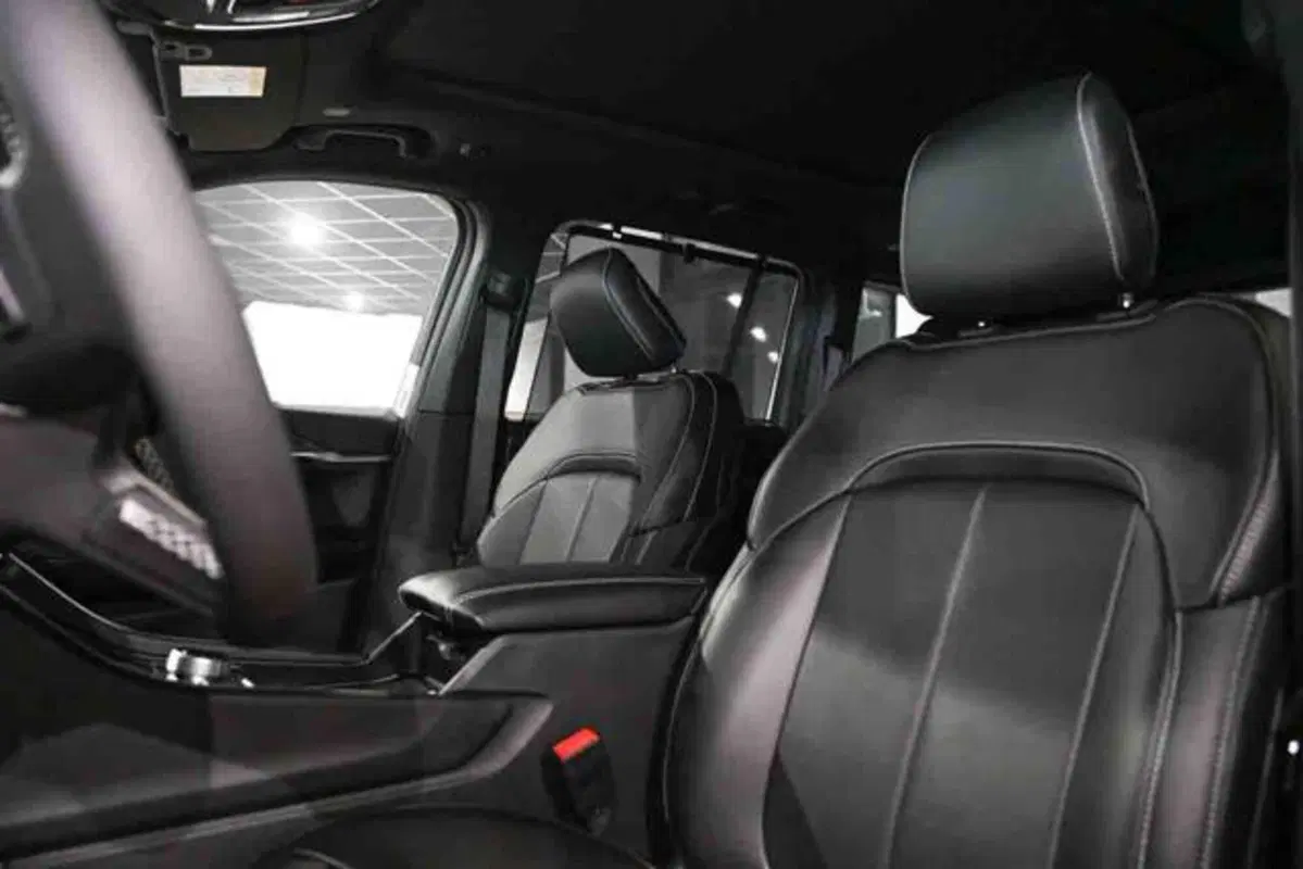 Jeep Grand Cherokee nuova a Torino (9)