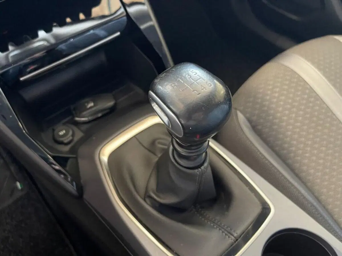Peugeot 2008 usata a Torino (11)