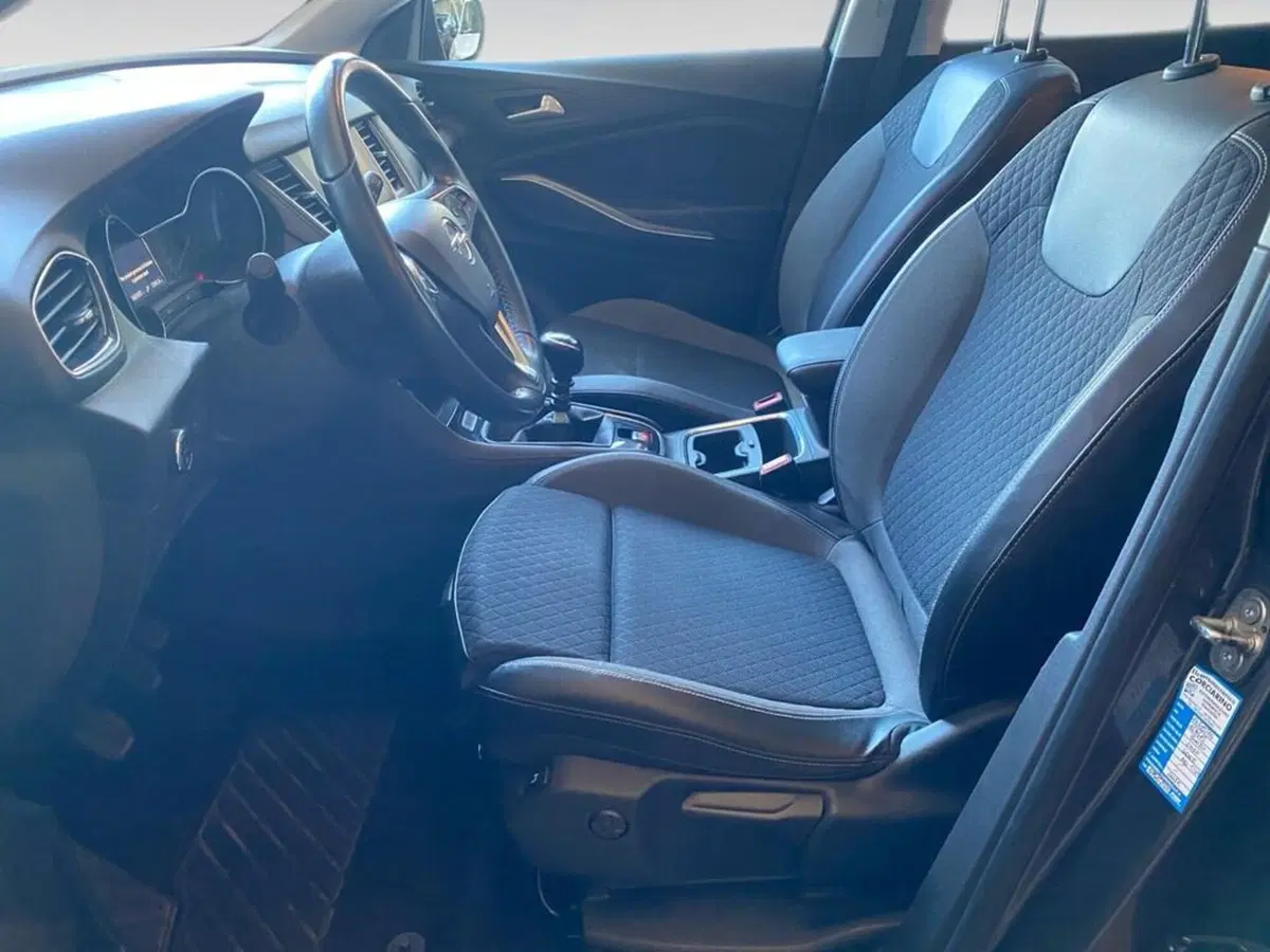 Opel Grandland X usata a Torino (7)