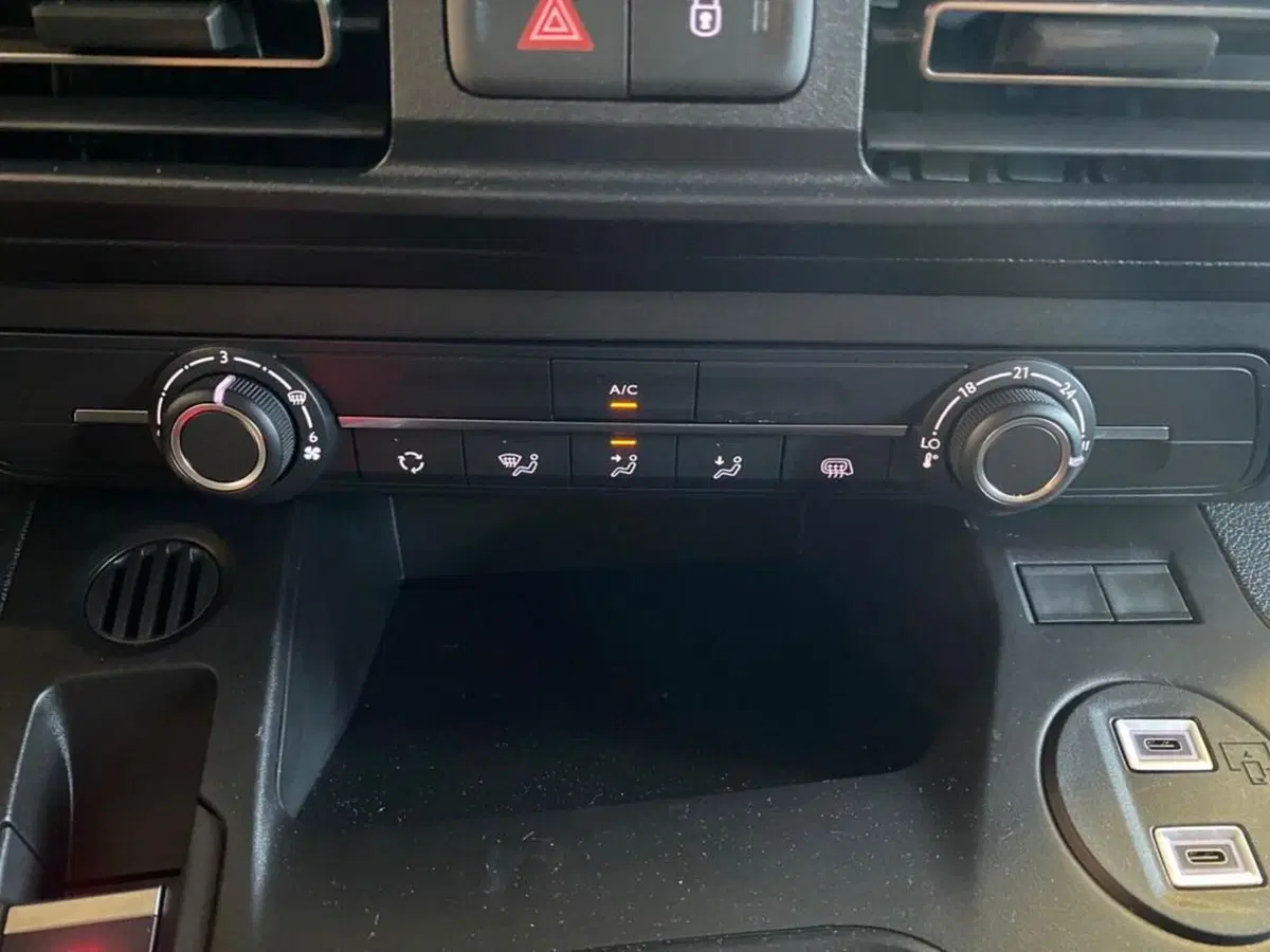Opel Combo Furgone nuova a Torino (10)