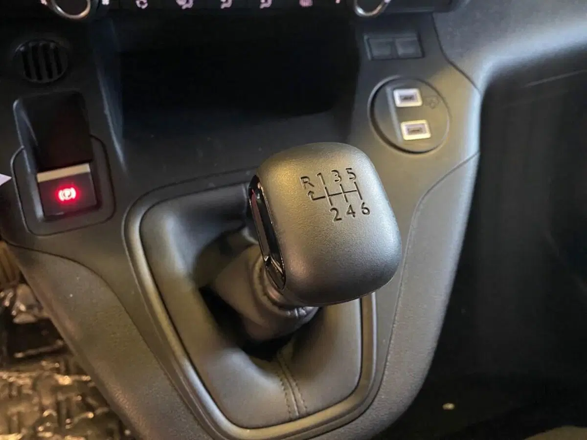Opel Combo Furgone nuova a Torino (11)