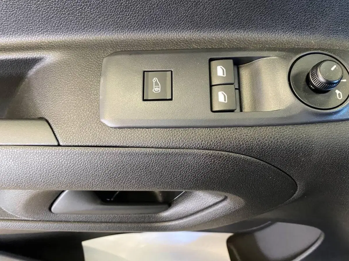 Opel Combo Furgone nuova a Torino (12)