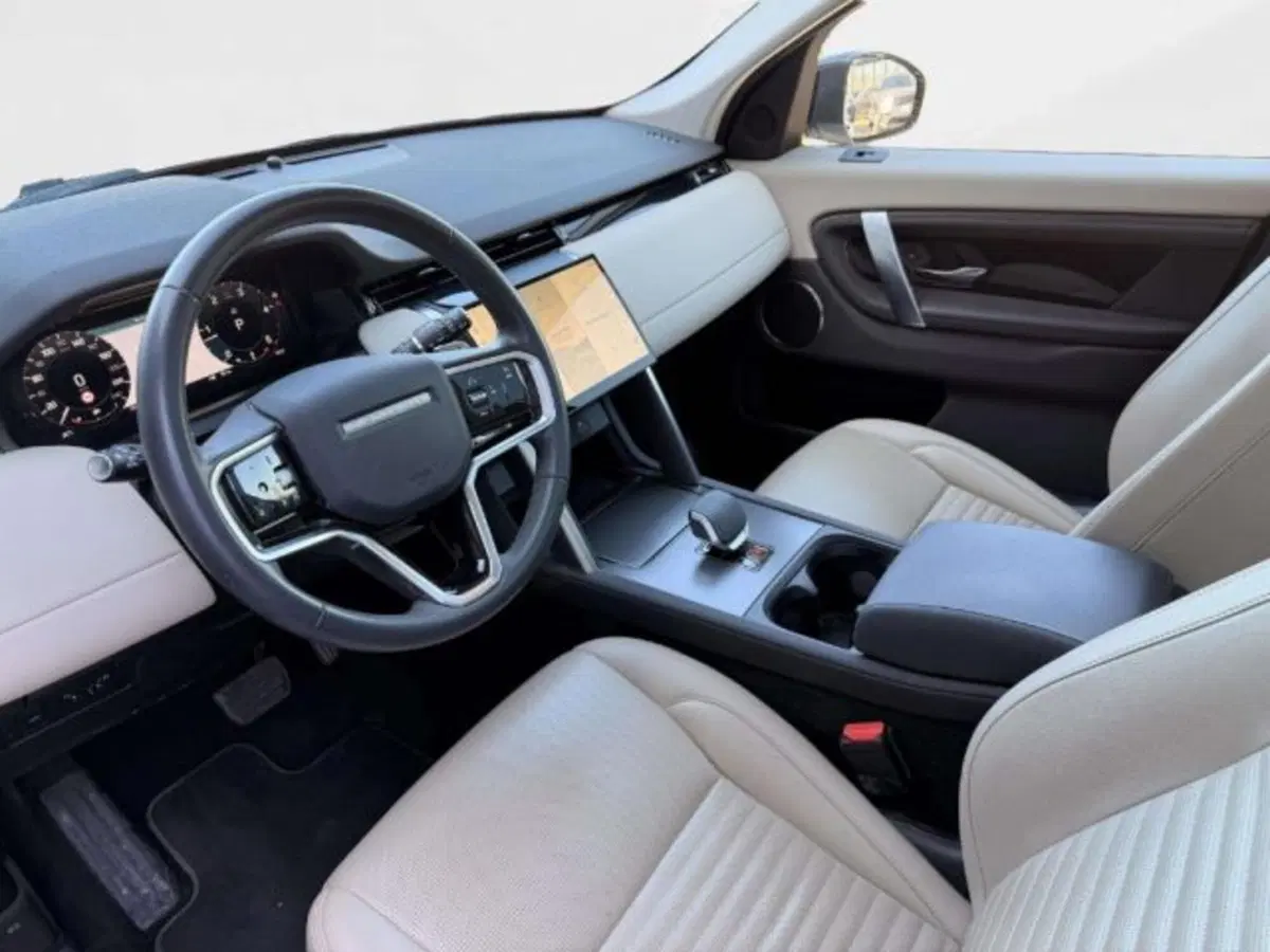 Land Rover Discovery Sport usata a Siena (10)