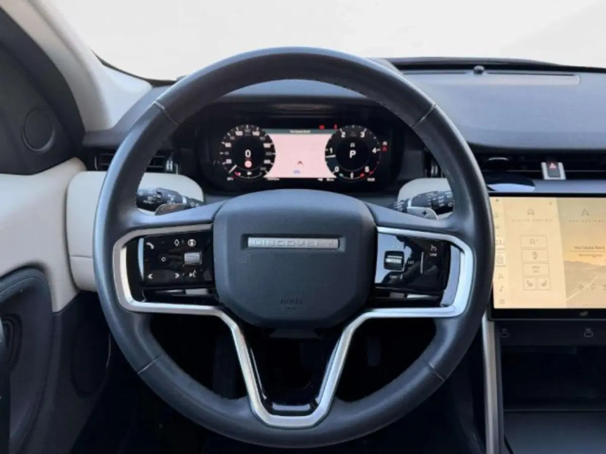 Land Rover Discovery Sport usata a Siena (17)