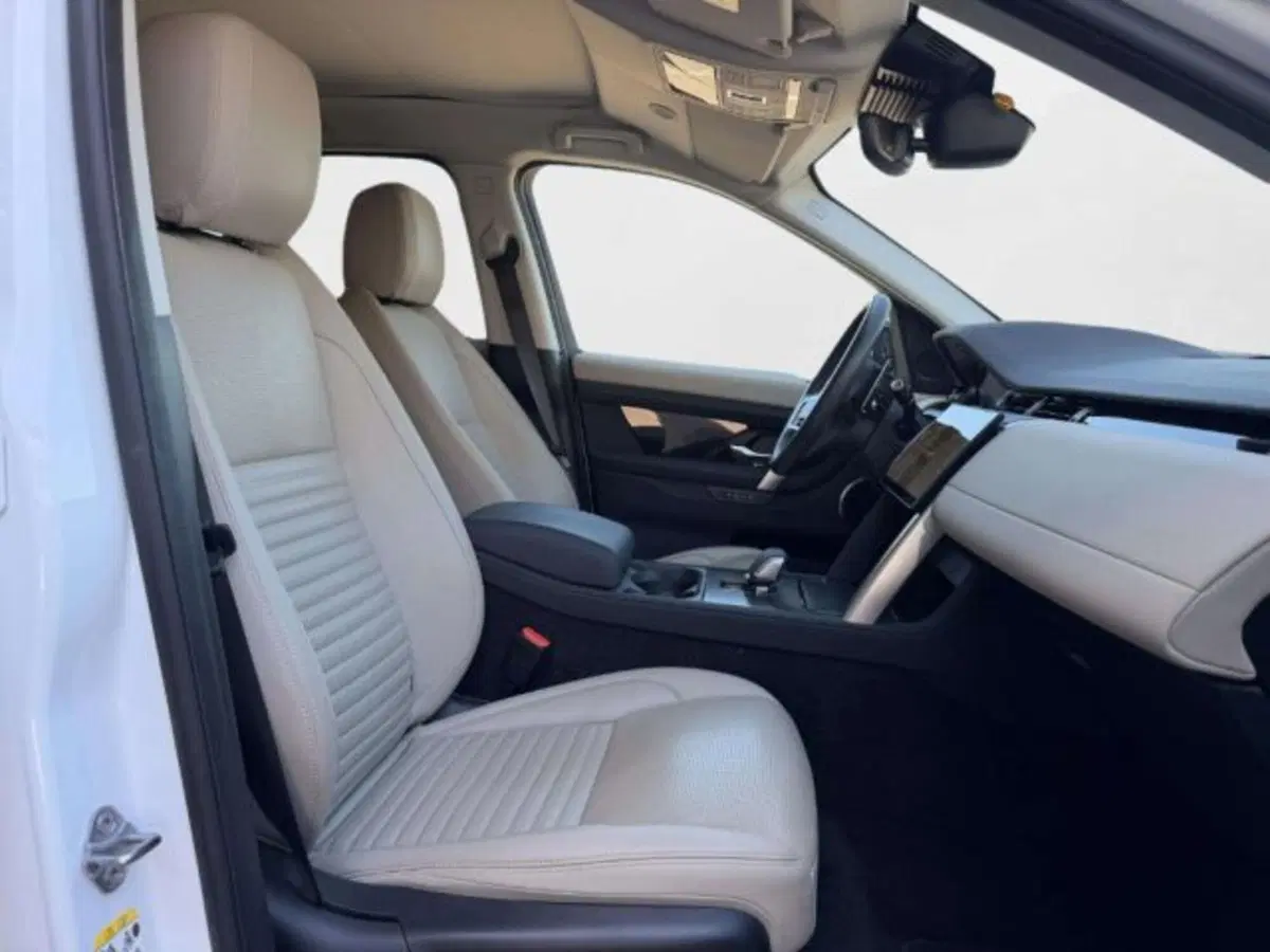 Land Rover Discovery Sport usata a Siena (3)