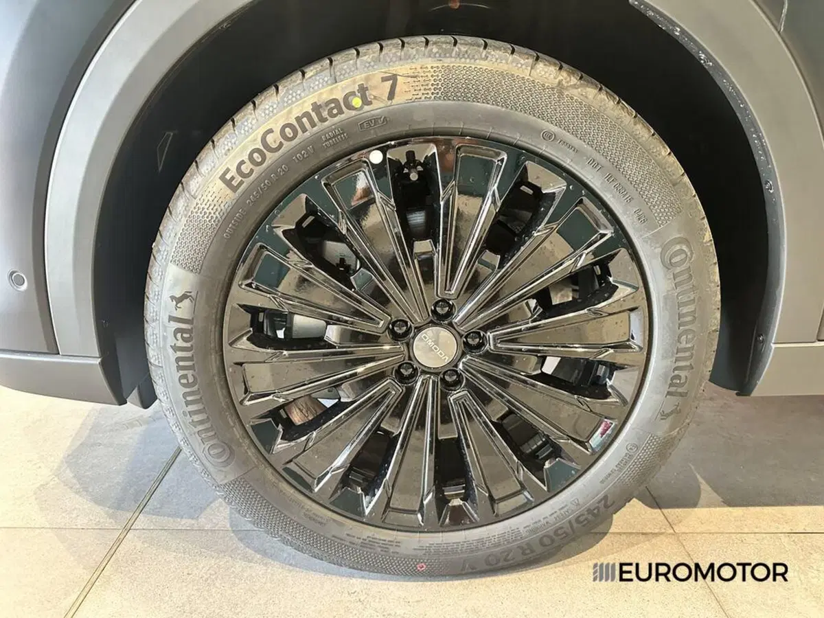 Omoda Omoda 9 SHS-P nuova a Bari (12)