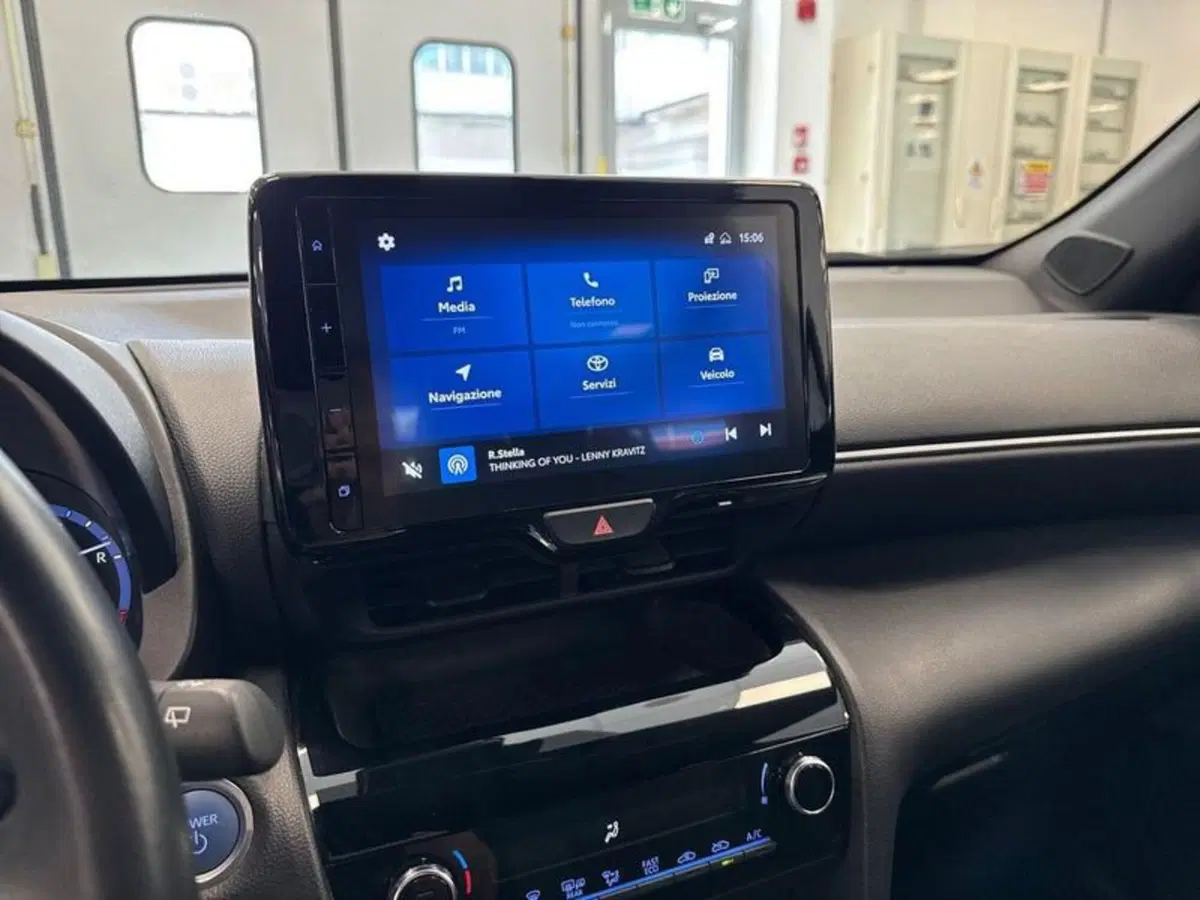 Toyota Yaris Cross usata a Prato (14)