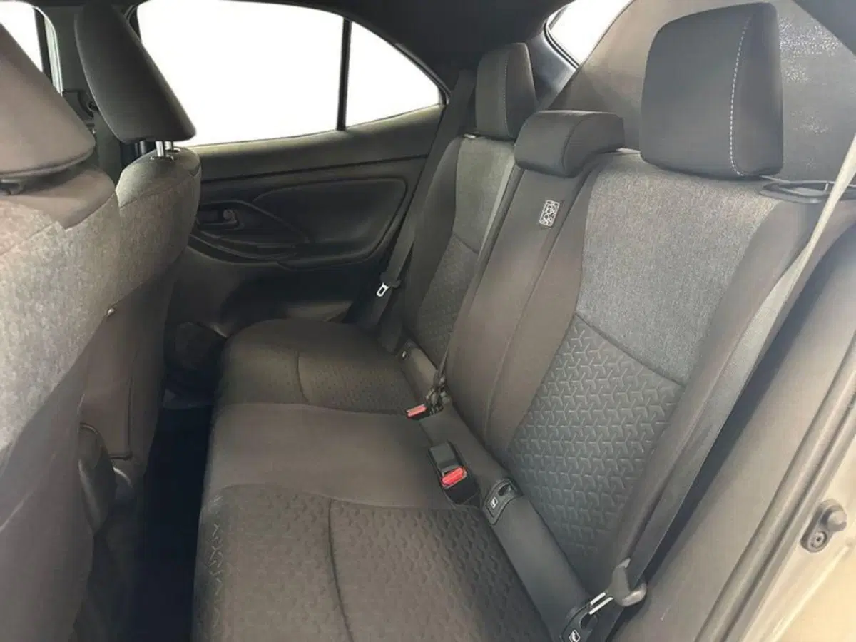 Toyota Yaris Cross usata a Prato (15)