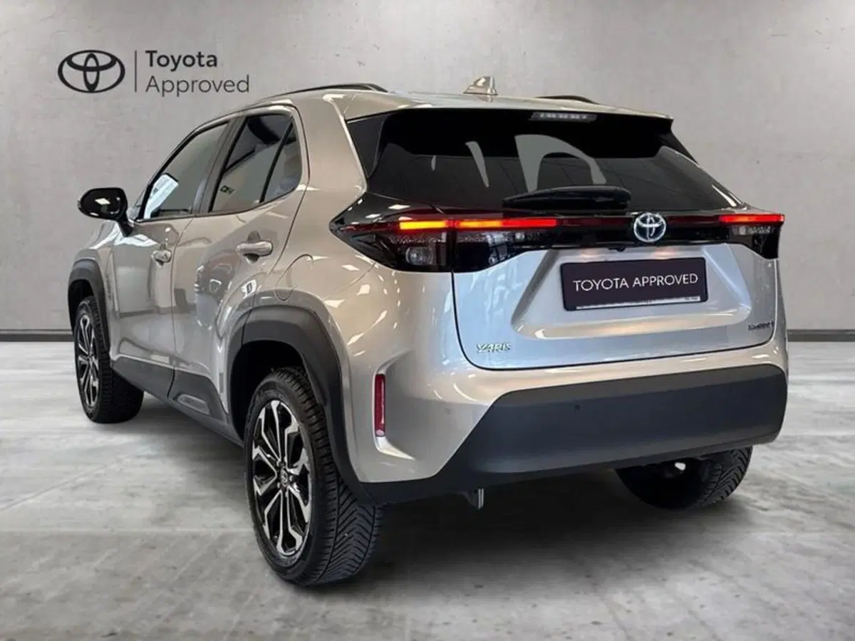 Toyota Yaris Cross usata a Prato (6)