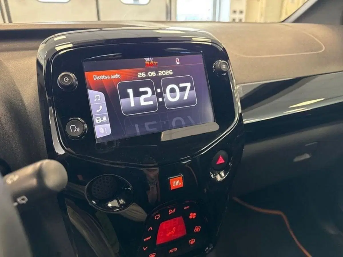 Toyota Aygo usata a Prato (14)