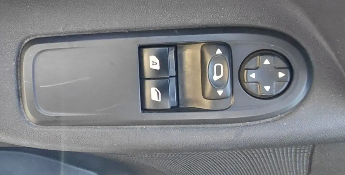 Citroen C3 usata a Cosenza (16)