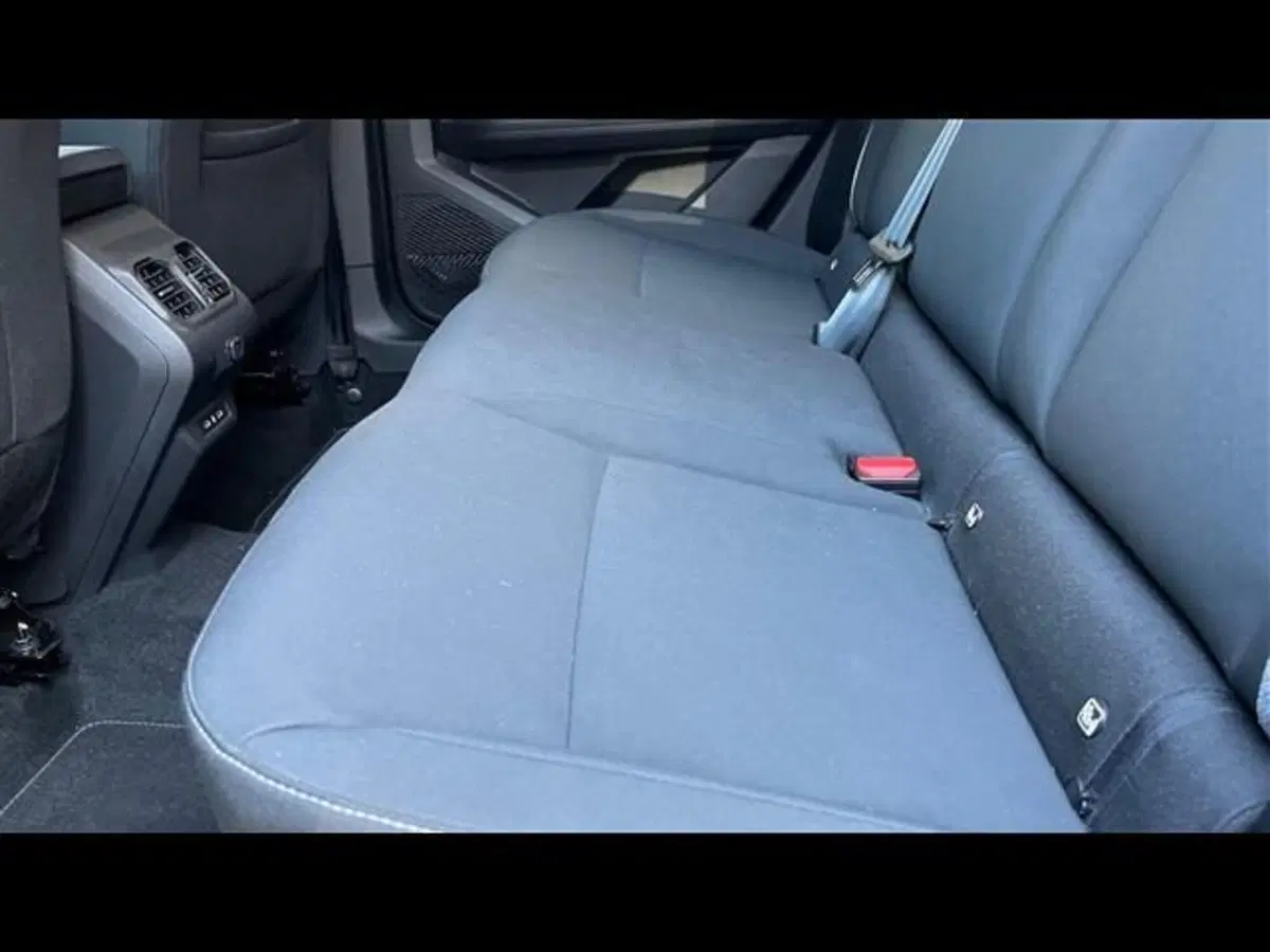 Dacia Bigster usata a Firenze (13)