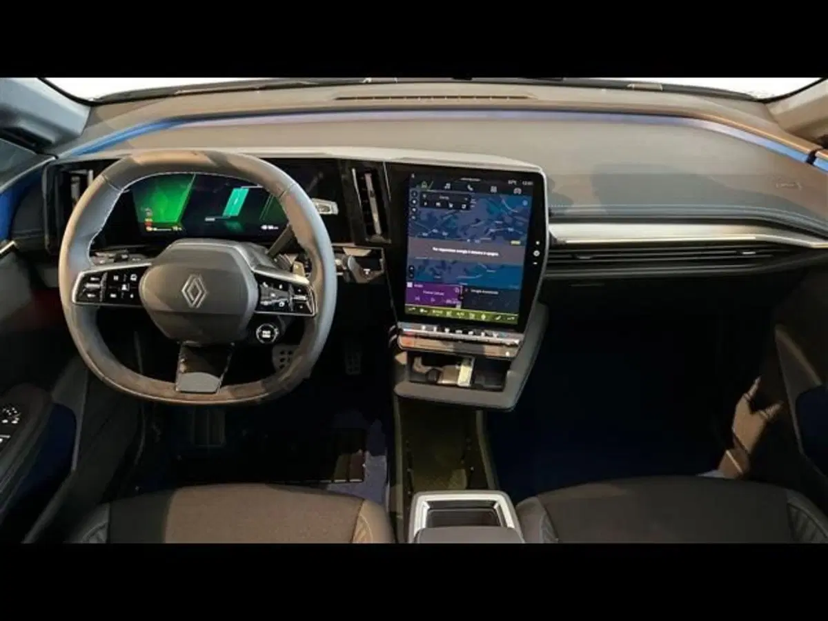 Renault Megane E-Tech Electric nuova a Firenze (7)