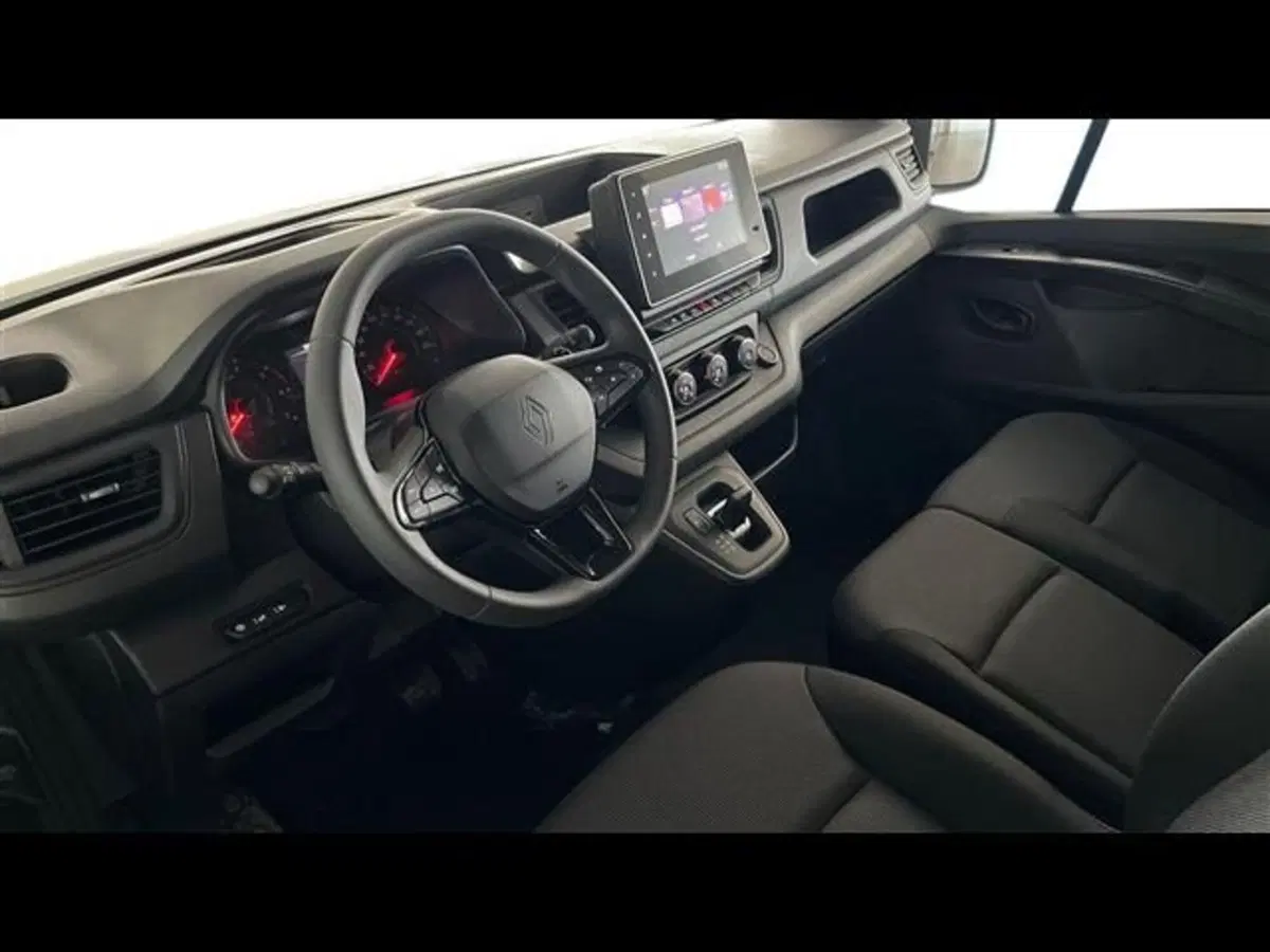 Renault Trafic nuova a Firenze (10)