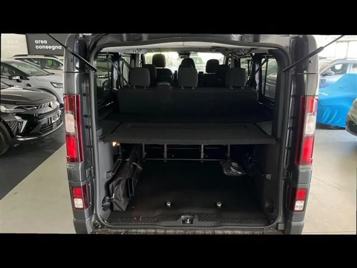 Renault Trafic nuova a Firenze (5)