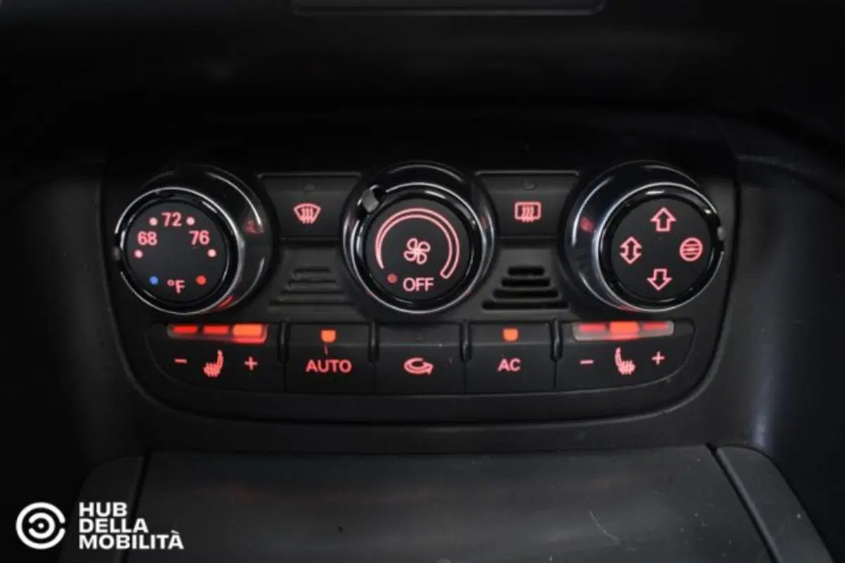 Audi TT Cabrio usata a Perugia (15)