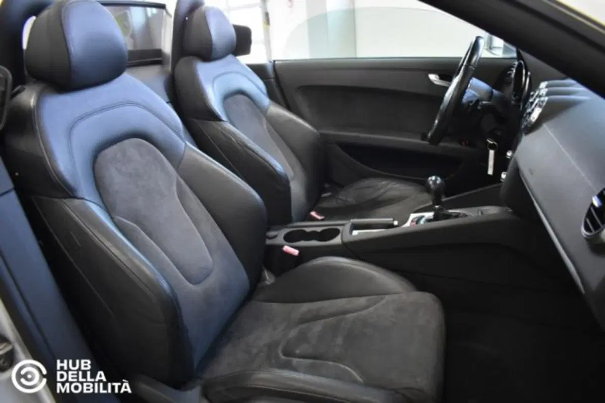 Audi TT Cabrio usata a Perugia (18)
