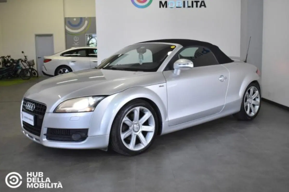 Audi TT Cabrio usata a Perugia (3)