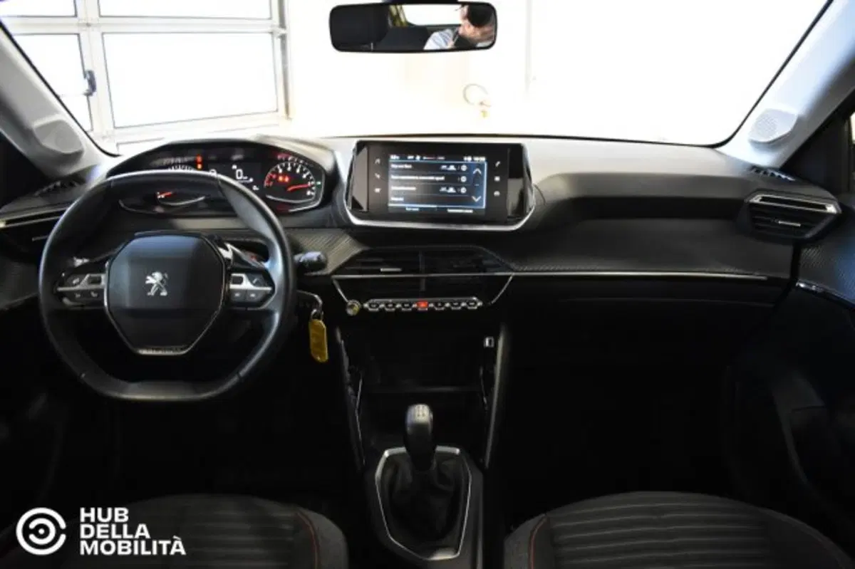 Peugeot 208 usata a Perugia (10)