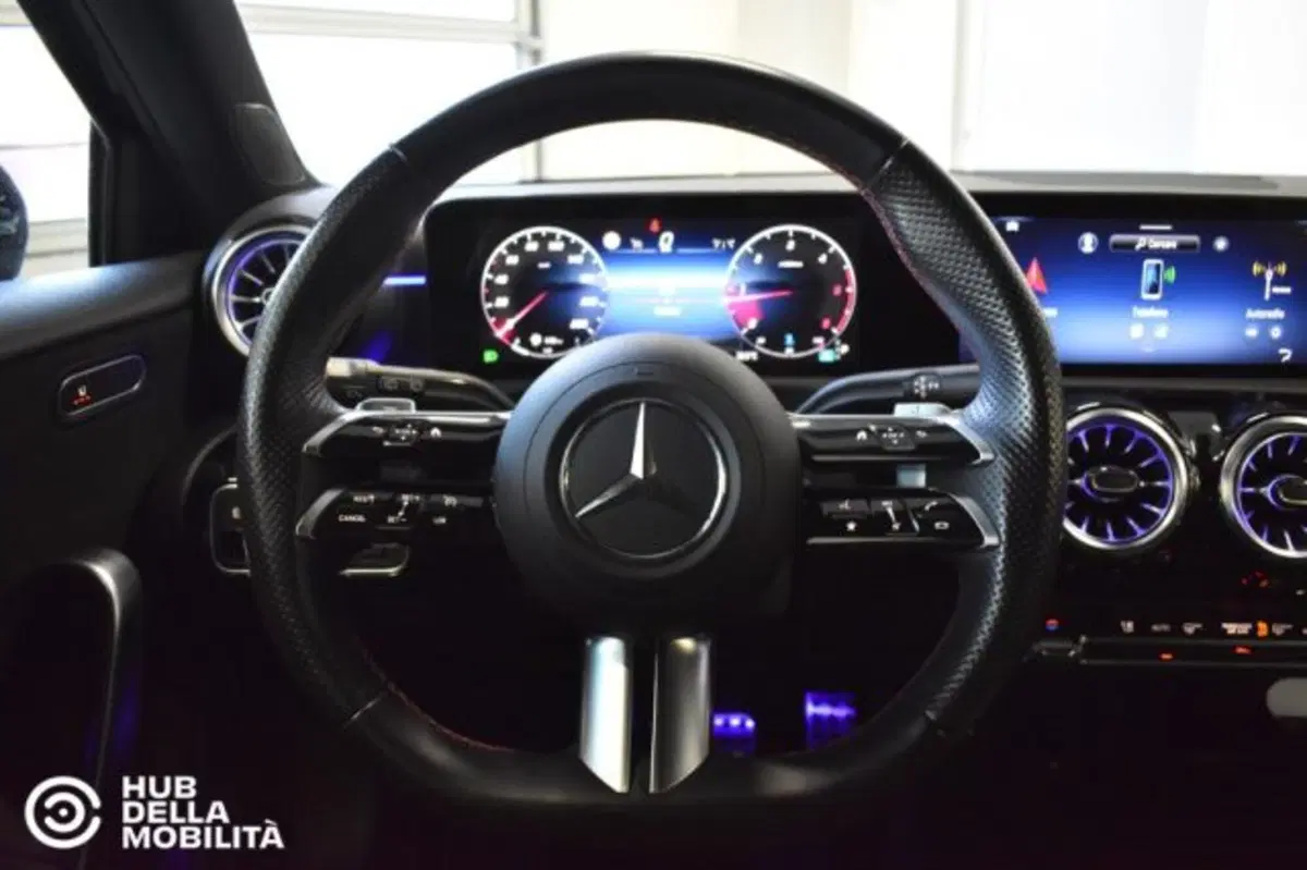 Mercedes-Benz Classe A Sedan usata a Perugia (9)