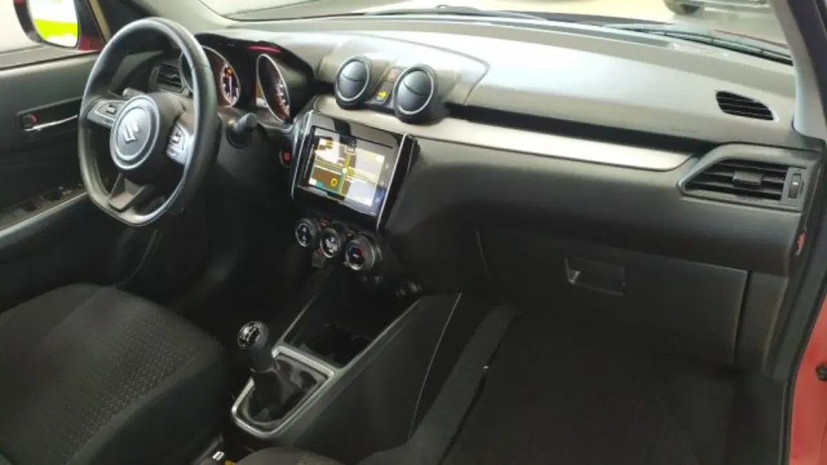 Suzuki Swift usata a Trieste (7)